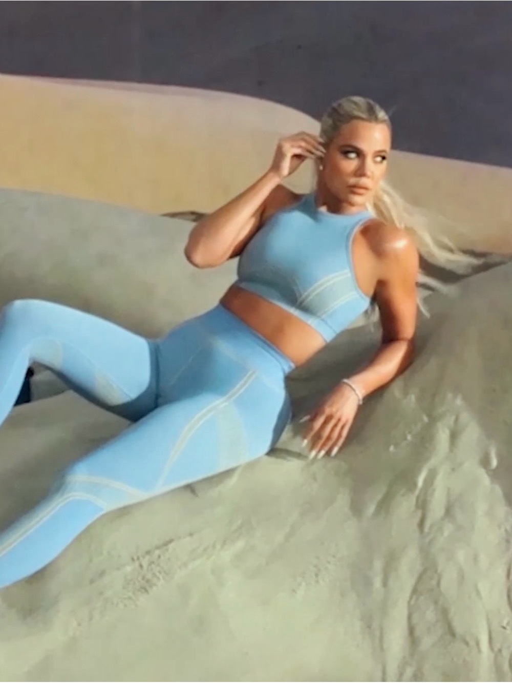 Khloe Kardashian Fabletics Ligh Blue Seamless High-Waist Leggings & Crop Top Set